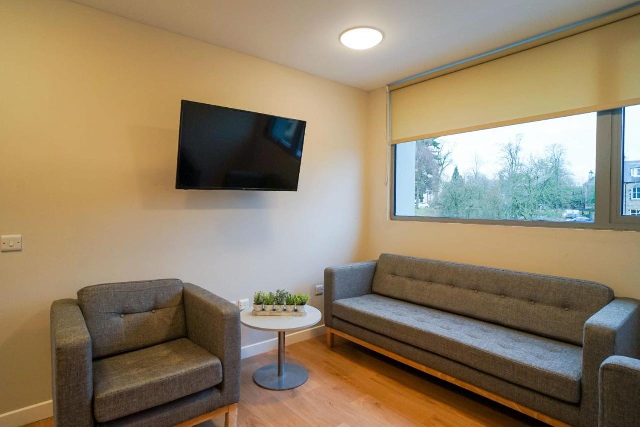 1 Bedroom Apartments, Studios And Ensuite Bedrooms With Shared Kitchen At Centro House In 스털링 외부 사진