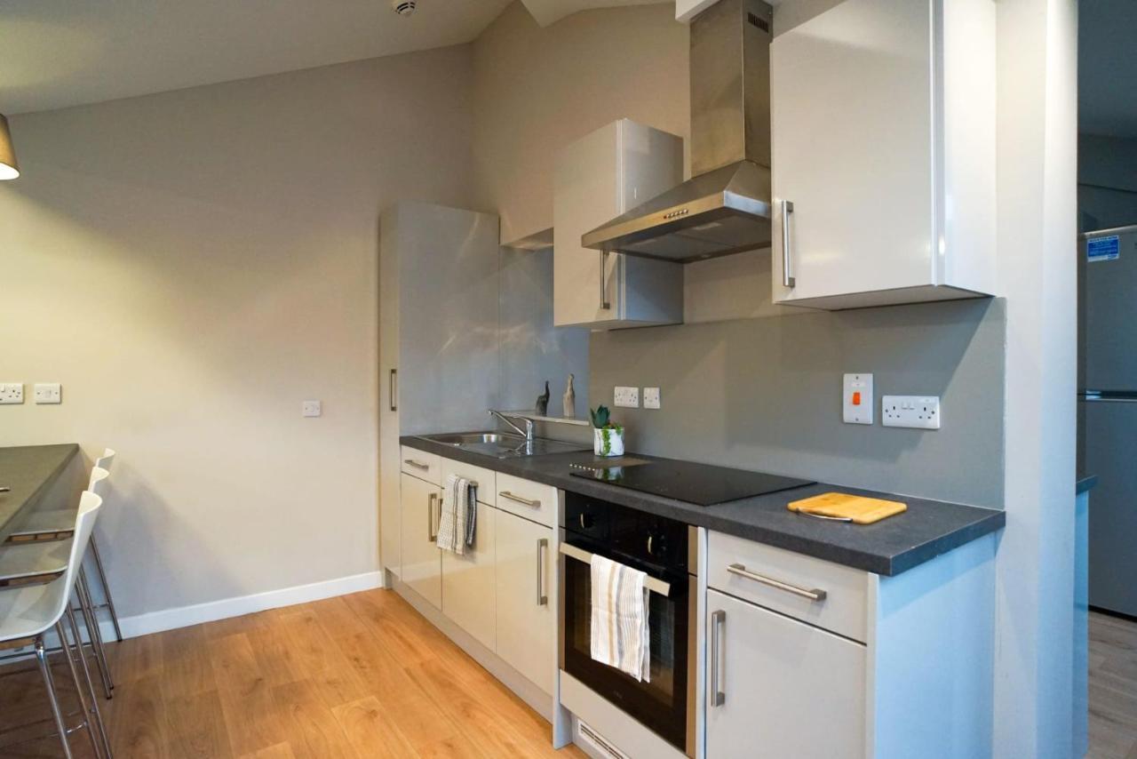 1 Bedroom Apartments, Studios And Ensuite Bedrooms With Shared Kitchen At Centro House In 스털링 외부 사진